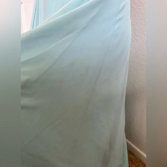 Beaded Bodice Prom Dress 👗 - Picture 10 of 12